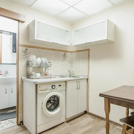 Lanzheronovskaya Apartment